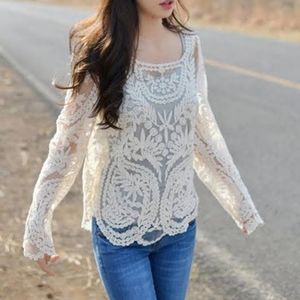 Express Long Sleeved Shirt Lace Womens Off-White Size L Baroque